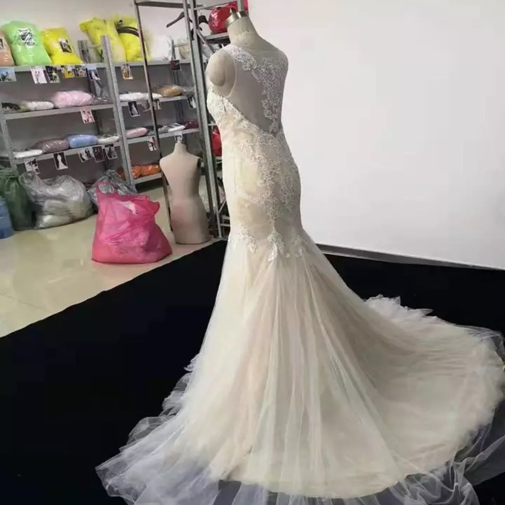 NWT Champagne Ivory Lace Mermaid Wedding Gown